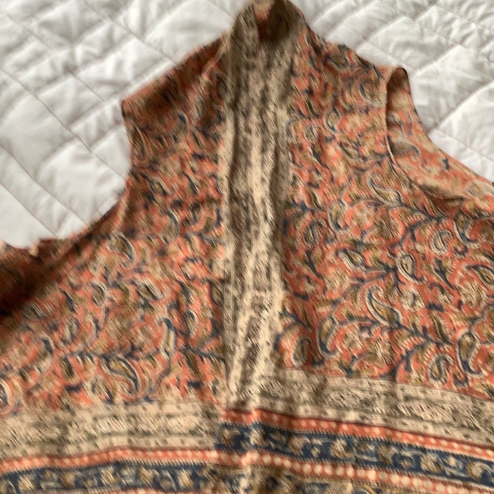 India printed vest 
Long and sweeping caftan-like
Great coverup
